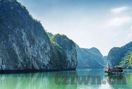 伊人大香蕉中文字幕-探索伊人大香蕉的魅力，中文字幕下的情感之旅